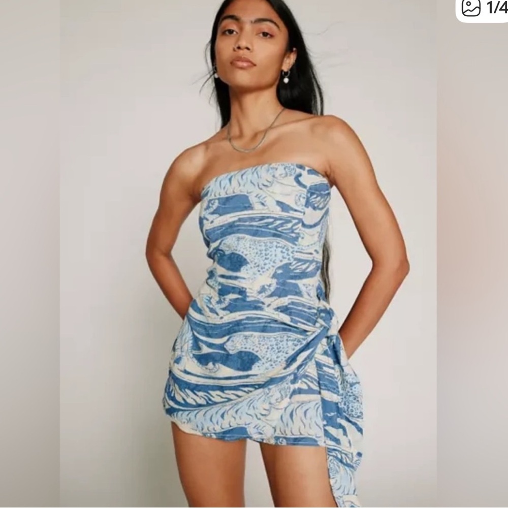 Urban Outfitters Blue Printed Strapless Romper